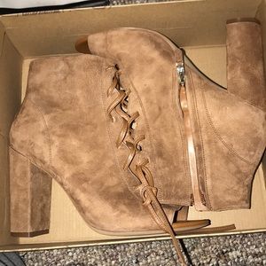 Heels never been worn